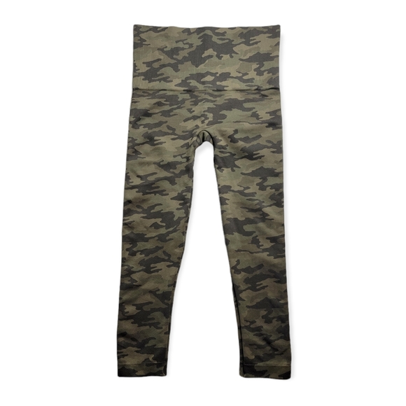 SPANX Desert Camo Cropped Lamn Legging - Picture 6 of 8